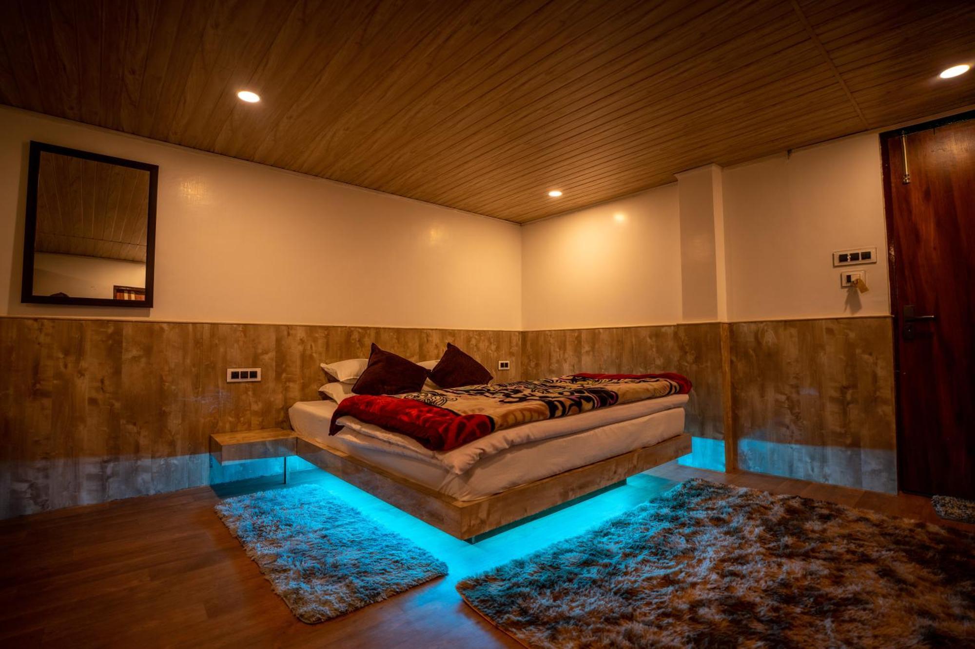 Darjeeling Guest House Deluxe Bagian luar foto